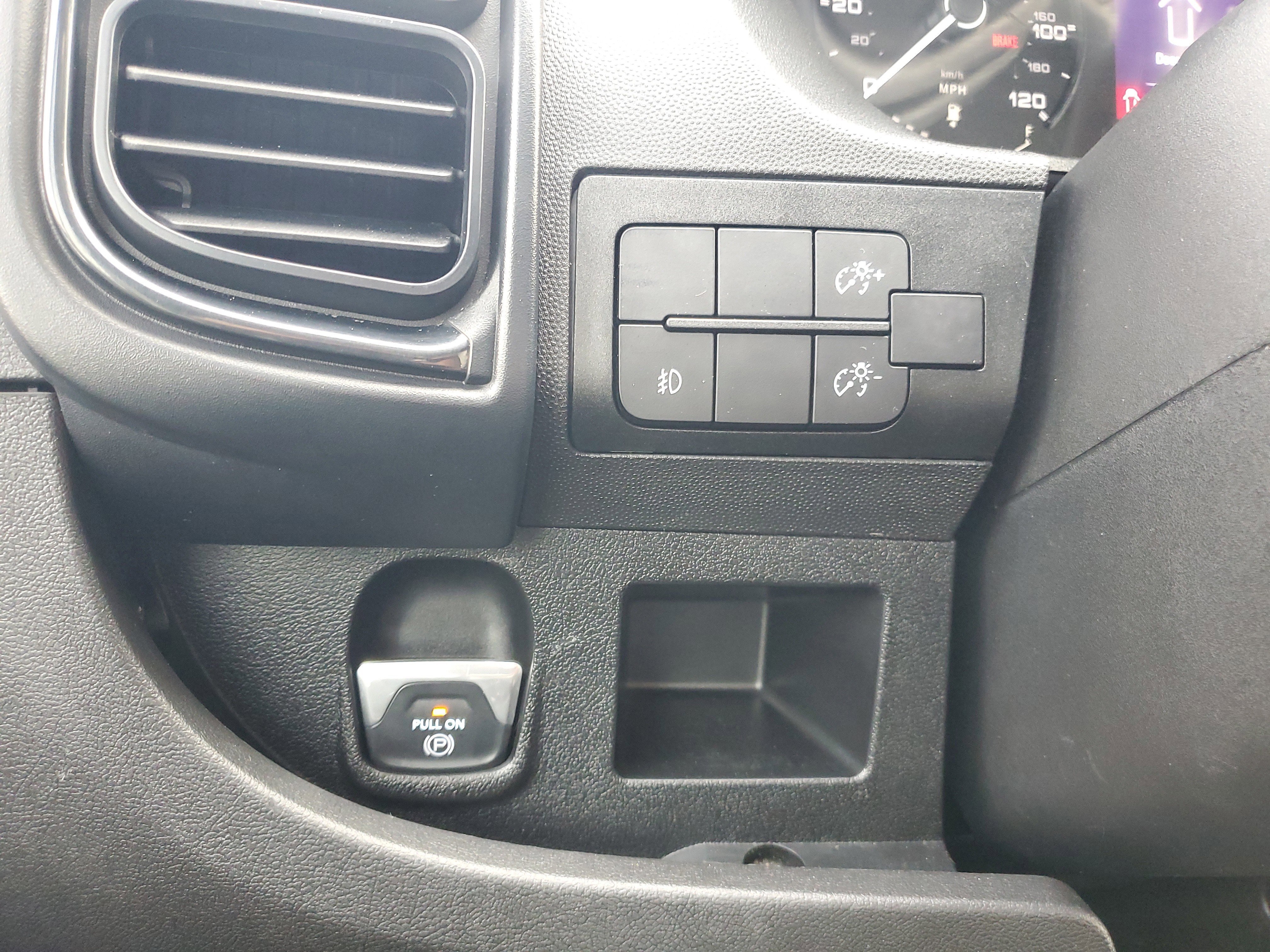 Used 2025 RAM ProMaster 2500 w/ Convenience Group image 23