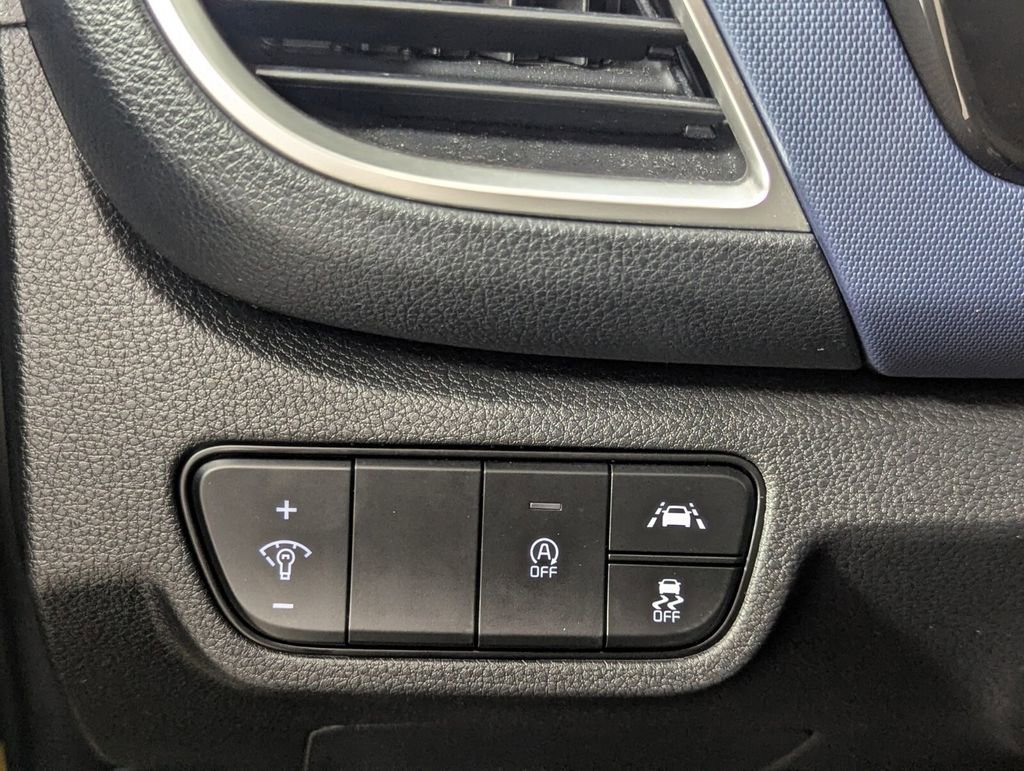 Used 2022 Kia Seltos S image 13