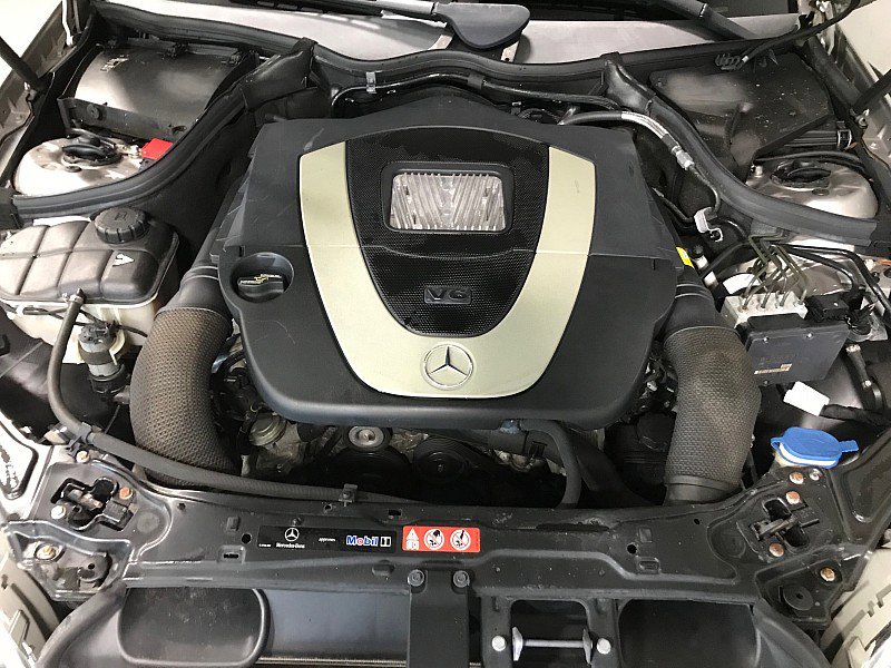 Used 2008 Mercedes-Benz CLK 350 Coupe image 28