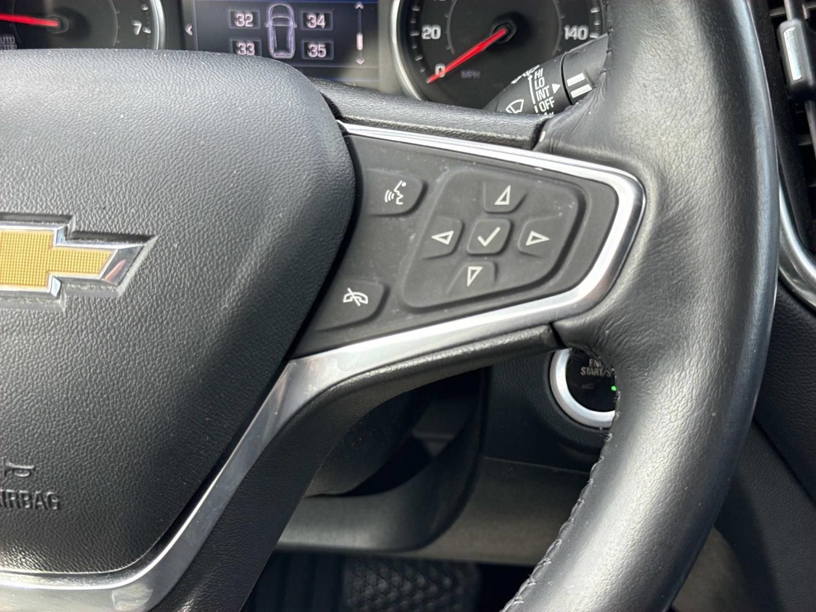 Used 2019 Chevrolet Equinox LT FWD image 14