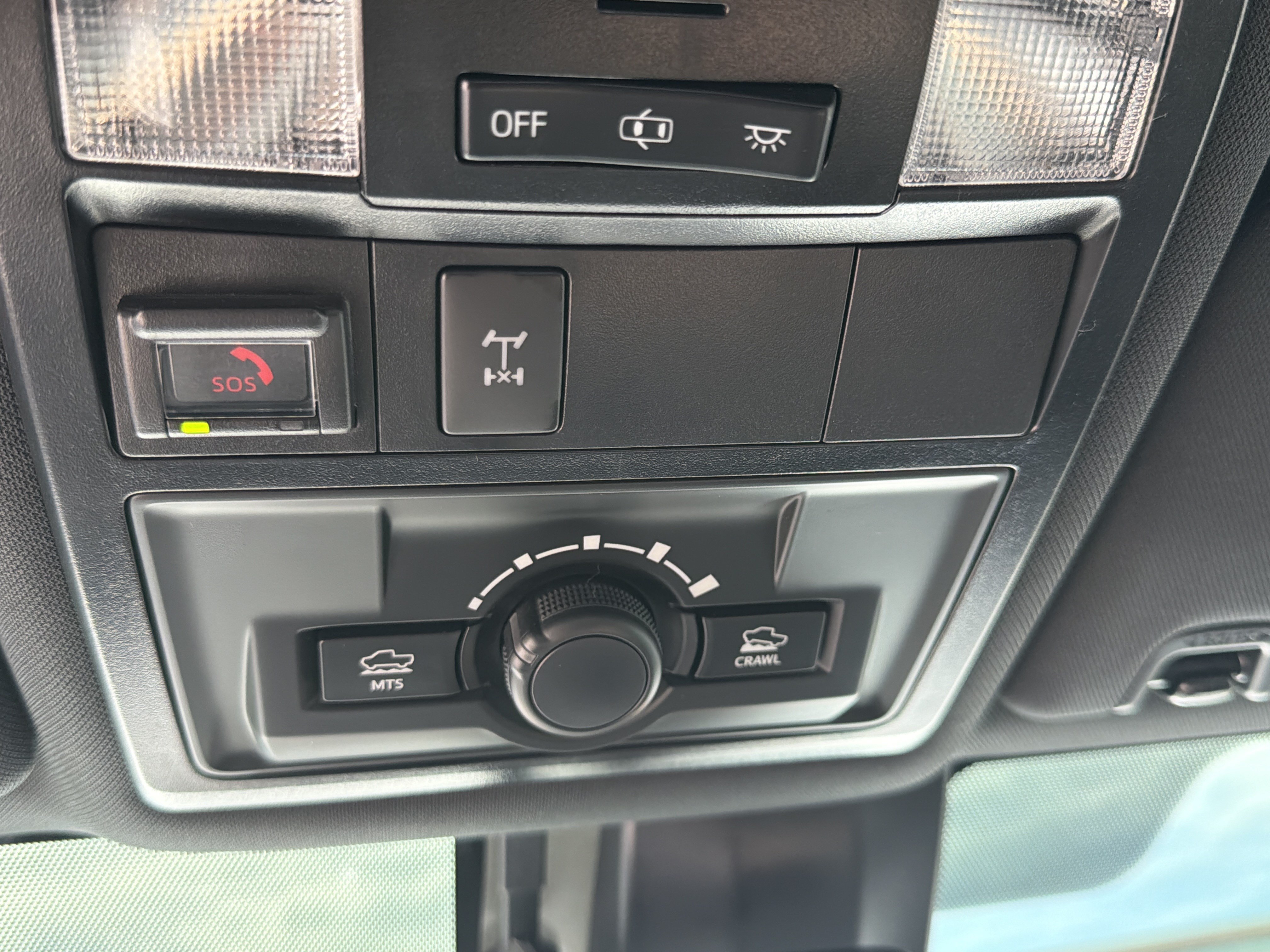 Certified 2021 Toyota Tacoma TRD Off-Road AWD/4WD image 5