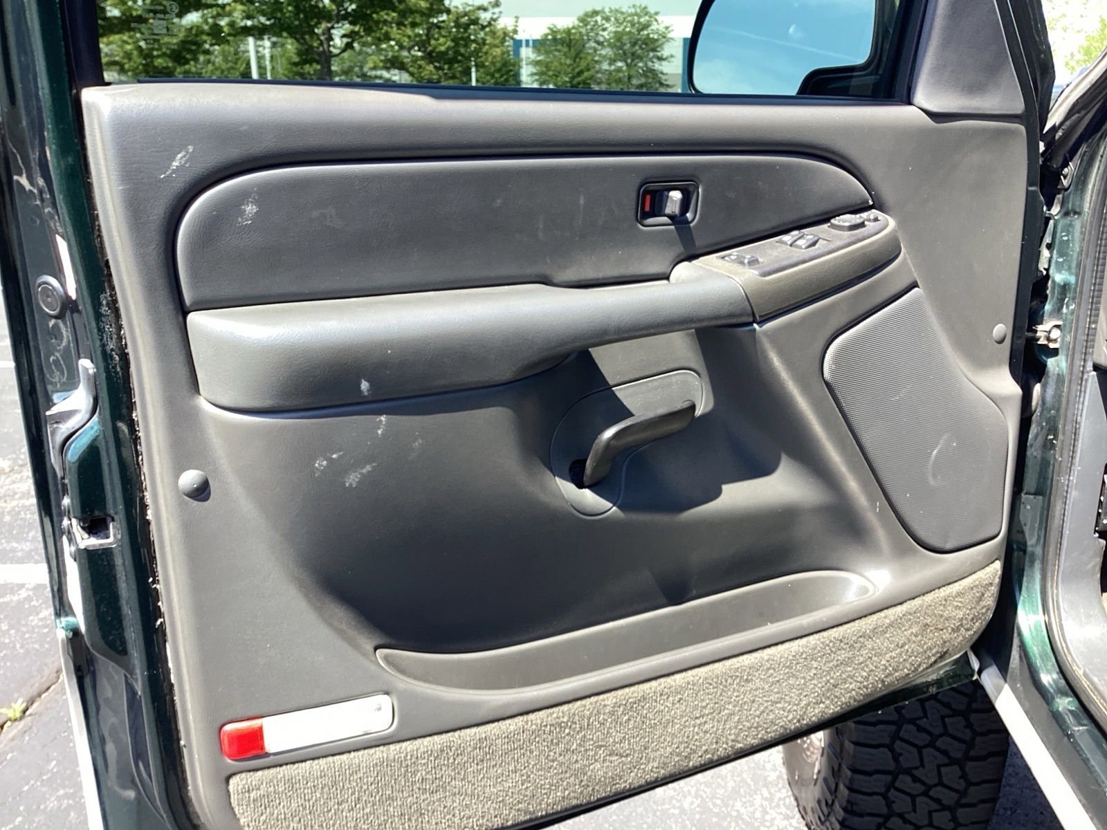Used 2005 Chevrolet Silverado 1500 LS AWD/4WD image 11