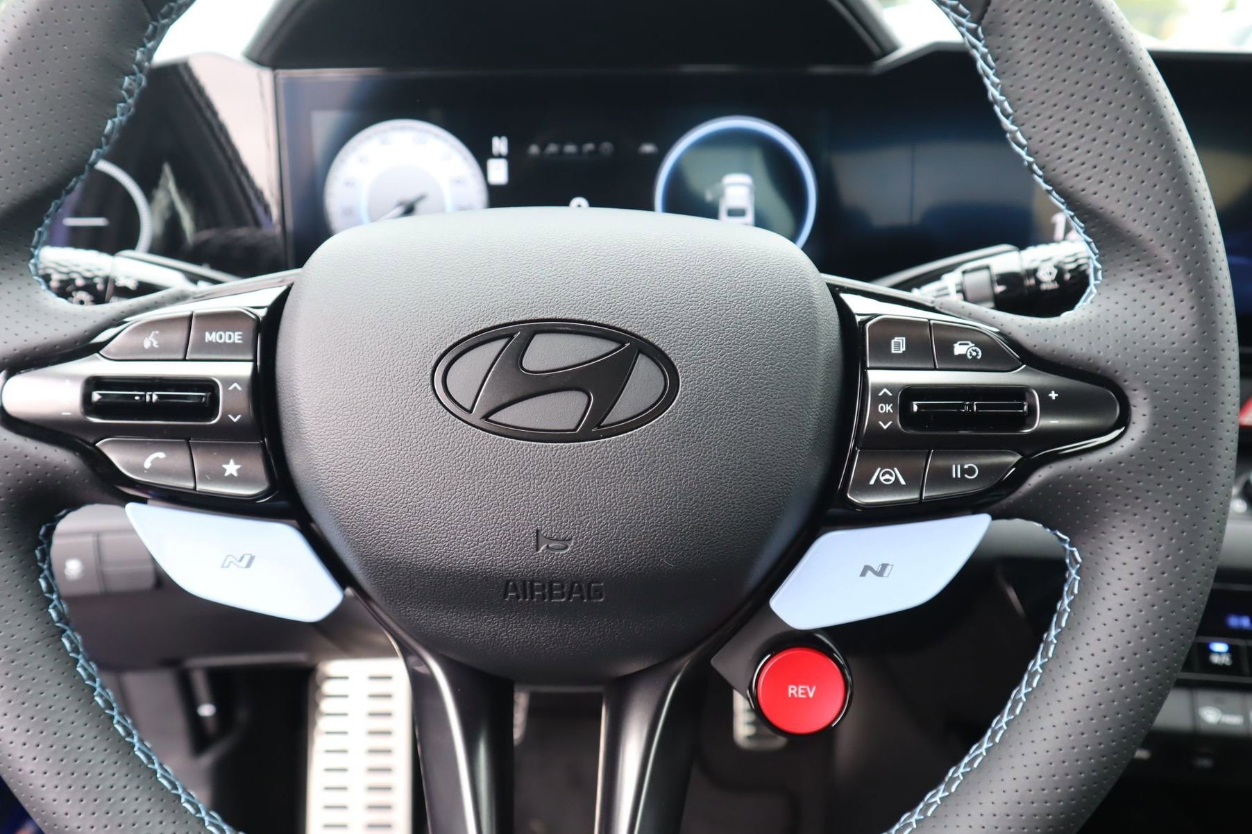 New 2025 Hyundai Elantra N Base image 11