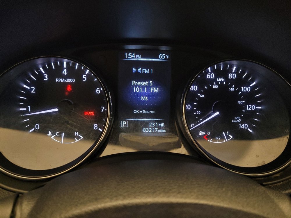 Used 2017 Nissan Rogue SV w/ Midnight Edition Package image 23