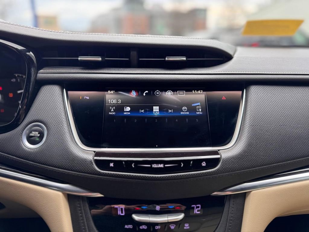 Used 2017 Cadillac XT5 FWD image 14