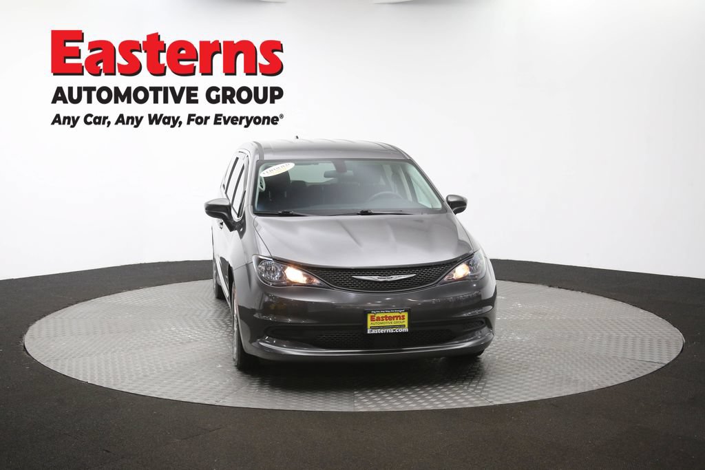 Used 2022 Chrysler Voyager LX FWD image 51