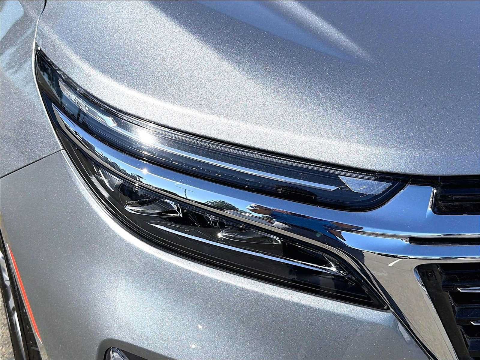 Used 2024 Chevrolet Equinox Premier AWD/4WD image 29