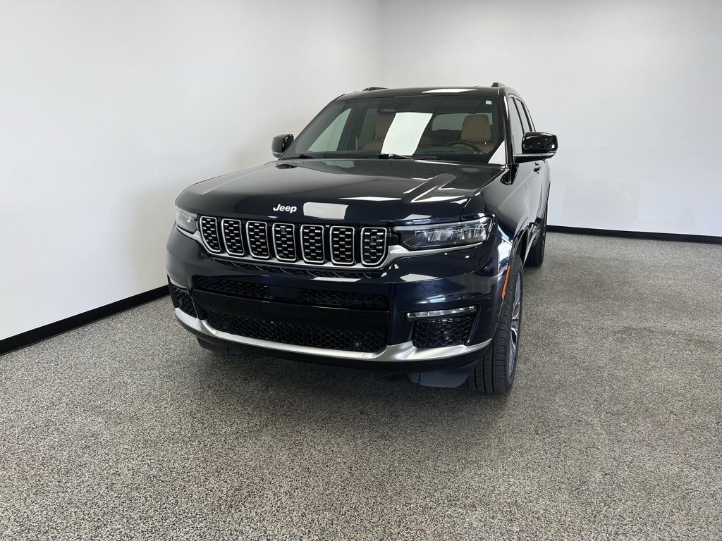 Used 2024 Jeep Grand Cherokee L Summit image 3