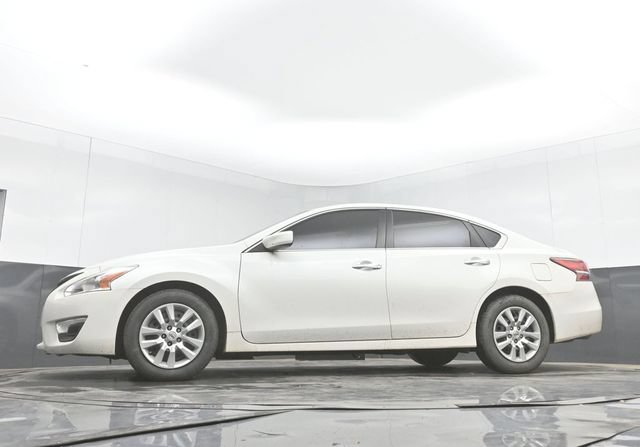 Used 2014 Nissan Altima 2.5 S FWD image 29