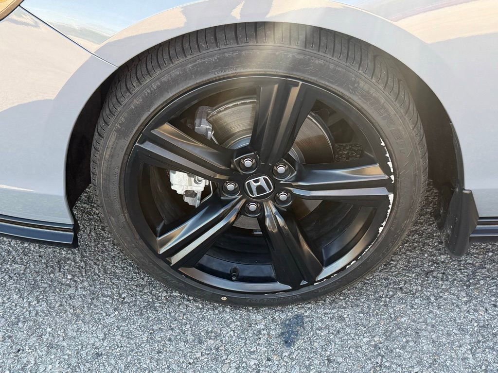 Used 2025 Honda Accord Sport image 15