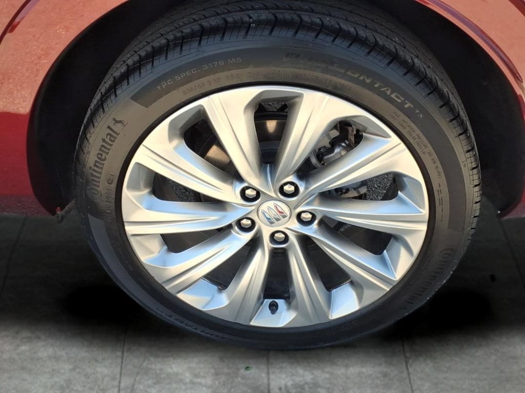 Used 2025 Buick Envista Avenir FWD image 9