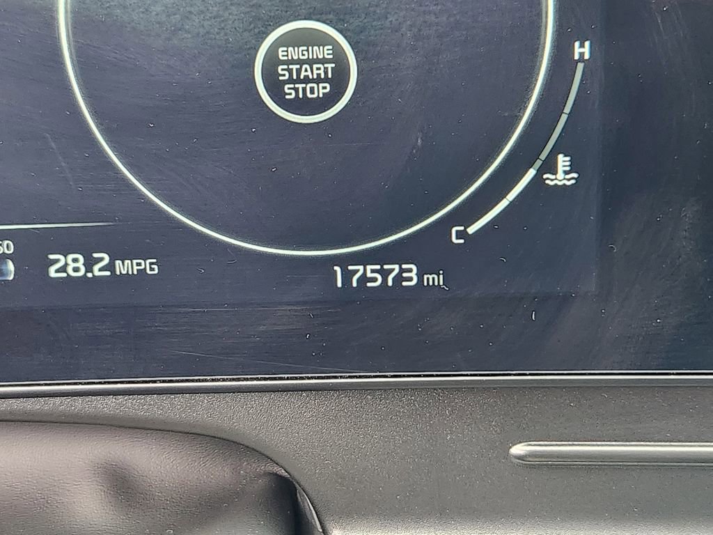 Certified 2025 Kia Sportage SX image 27