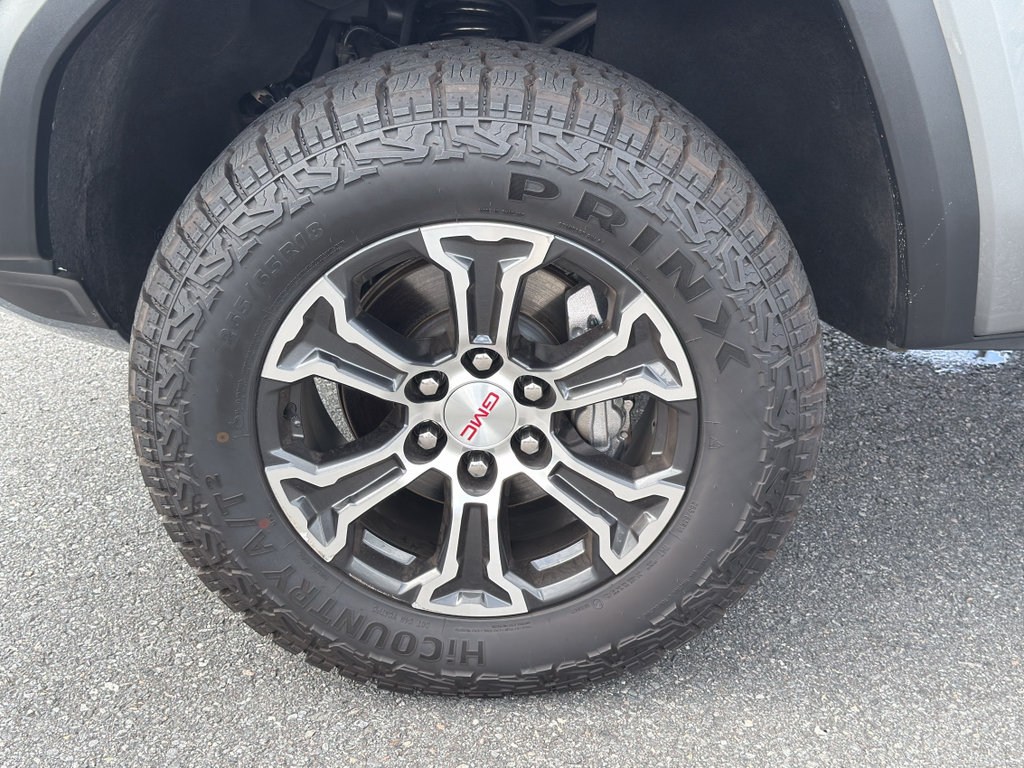 Used 2023 GMC Canyon AT4 AWD/4WD image 32