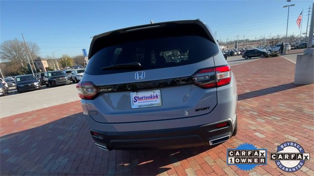 Certified 2023 Honda Pilot Sport image 8