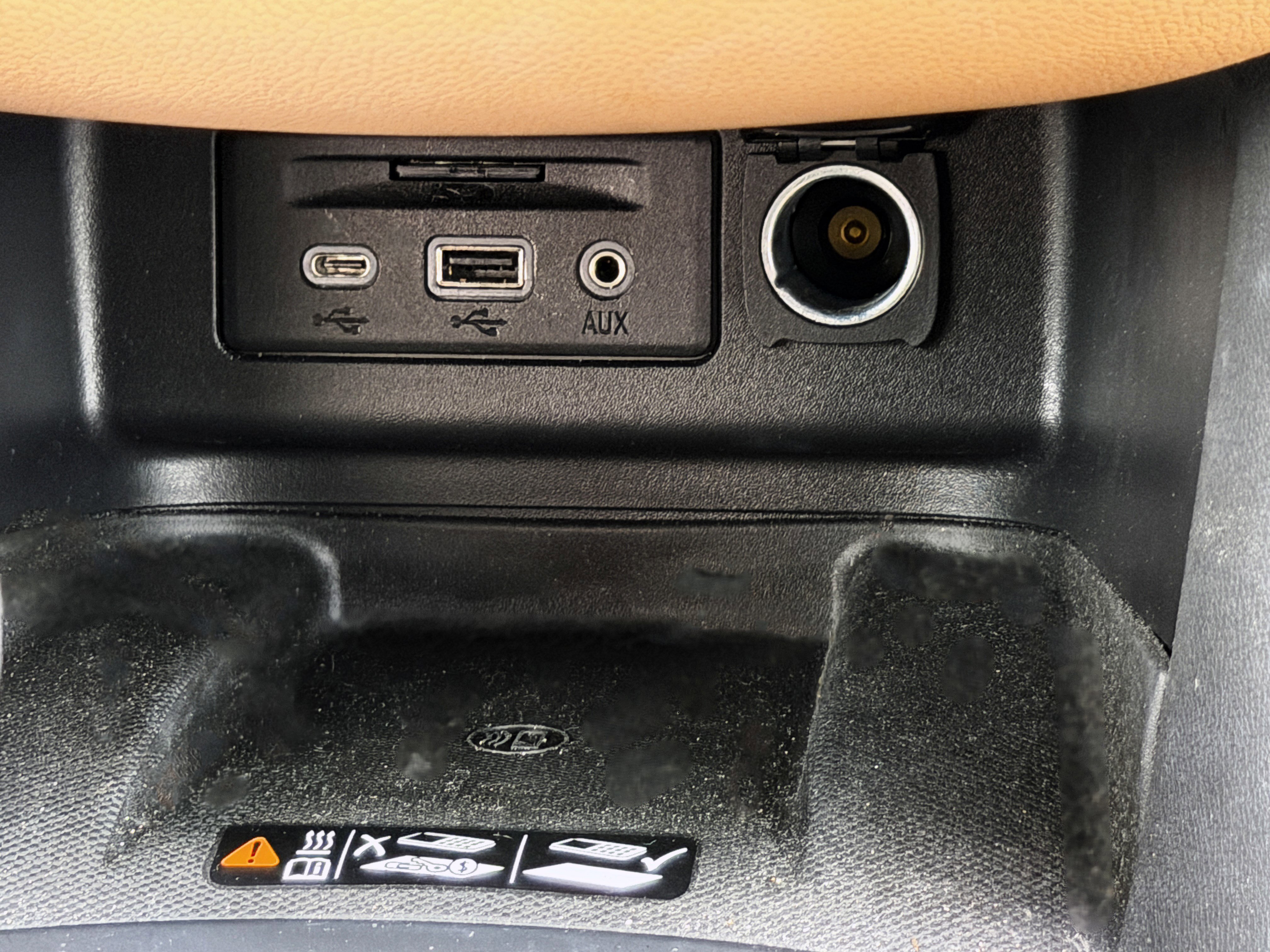 Used 2020 Chevrolet Equinox Premier AWD/4WD image 12