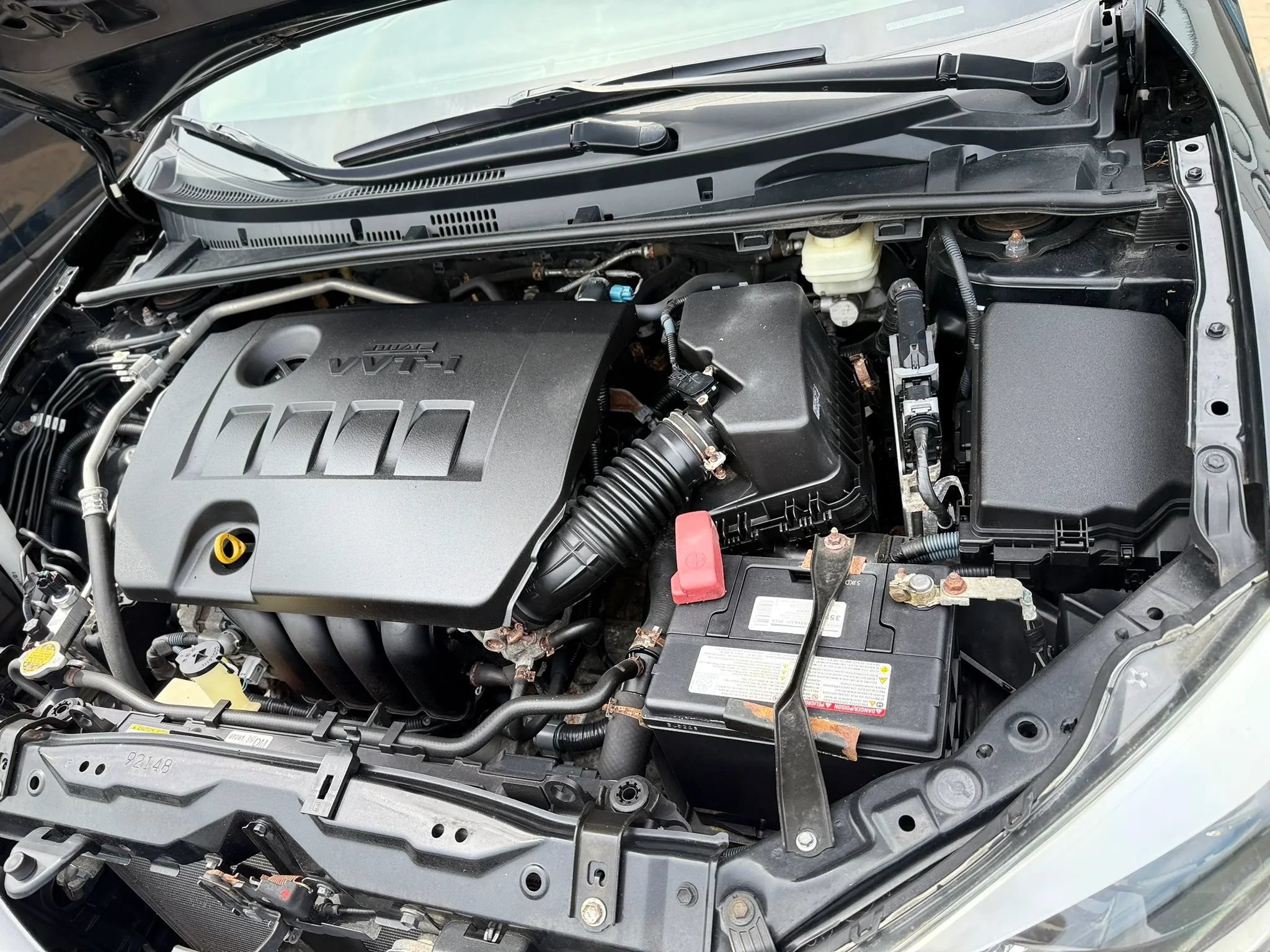 Used 2016 Toyota Corolla LE FWD image 36