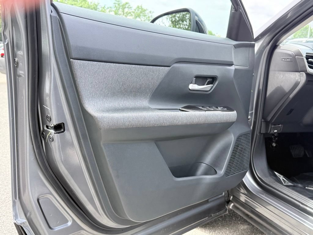 Used 2026 Nissan Kicks SV w/ SV Premium Package AWD/4WD image 26