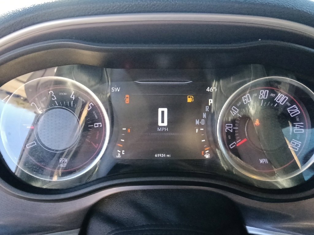 Used 2021 Dodge Challenger SXT image 21