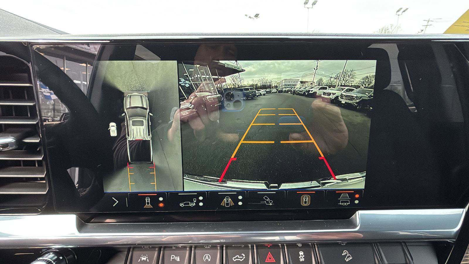 New 2026 GMC Sierra 1500 Elevation image 12