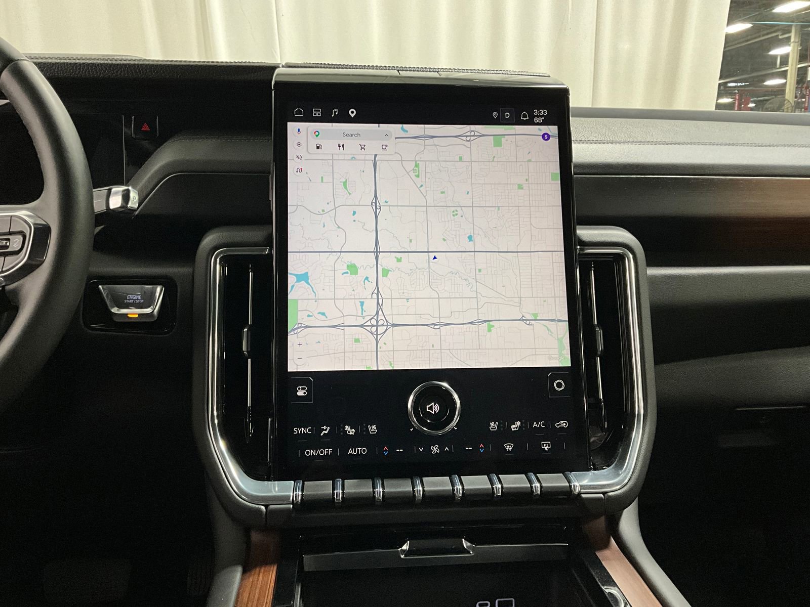 Used 2025 GMC Yukon XL Denali image 8