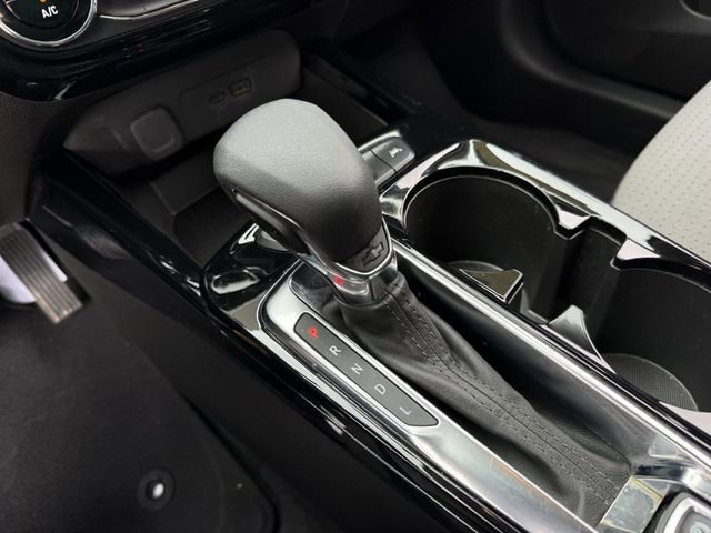 Used 2025 Chevrolet Trax LT FWD image 21