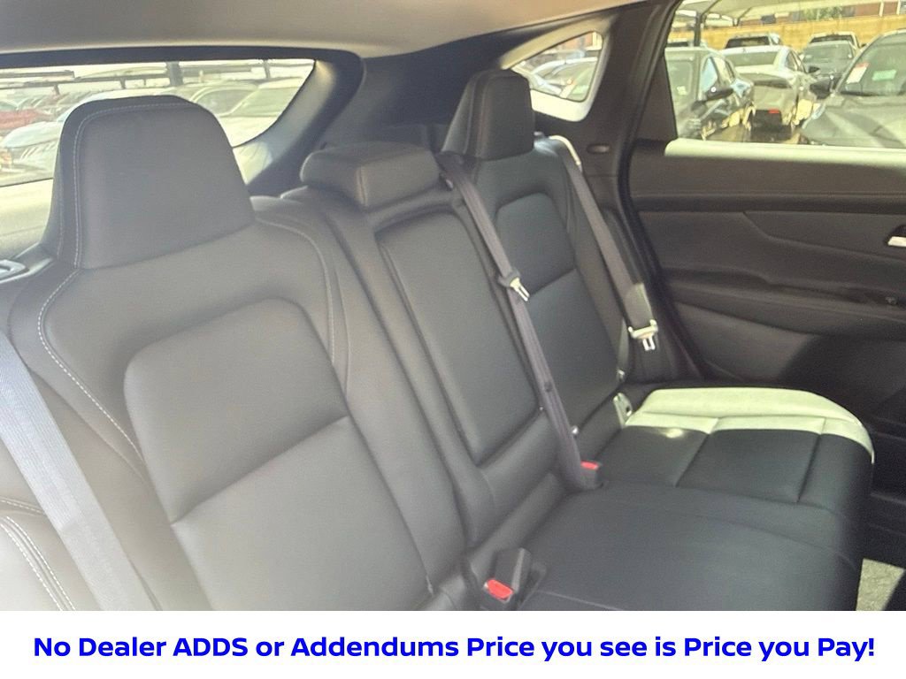 Used 2025 Nissan Murano SL w/ Cargo Package AWD/4WD image 25
