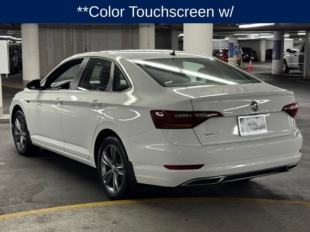 Used 2019 Volkswagen Jetta R-Line w/ R-Line Cold Weather Package FWD image 5