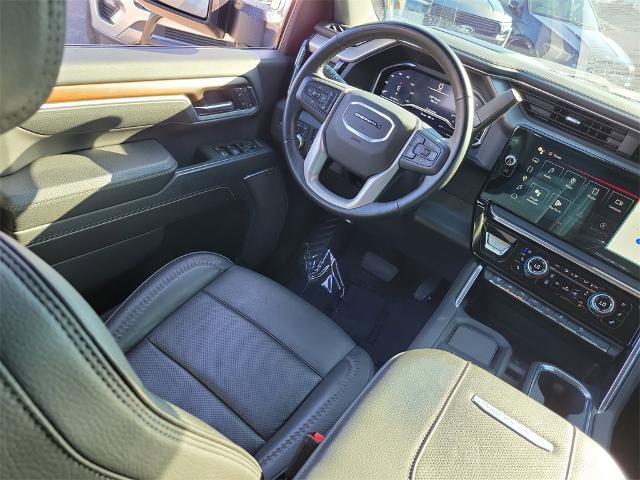 Used 2025 GMC Sierra 2500 Denali w/ Technology Package image 17