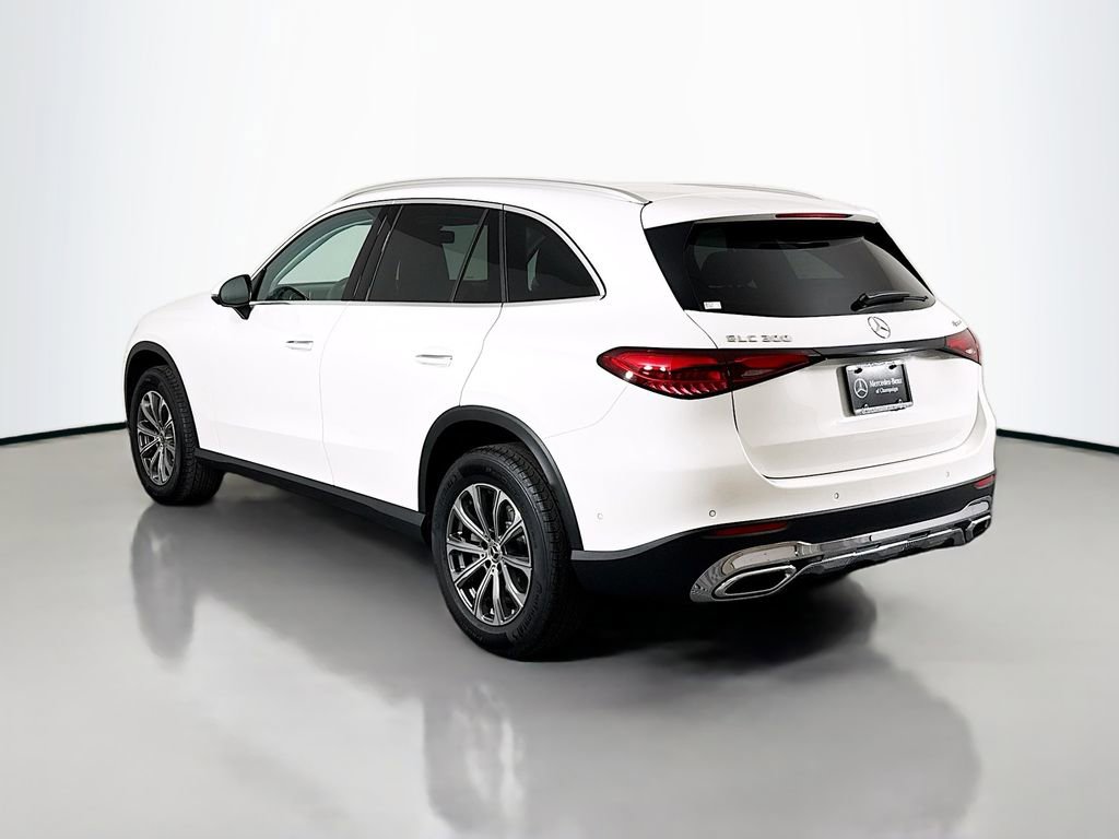 Used 2024 Mercedes-Benz GLC 300 4MATIC image 5