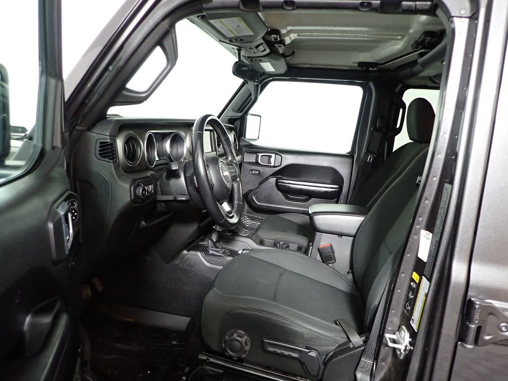 Used 2021 Jeep Wrangler Unlimited Sport image 23