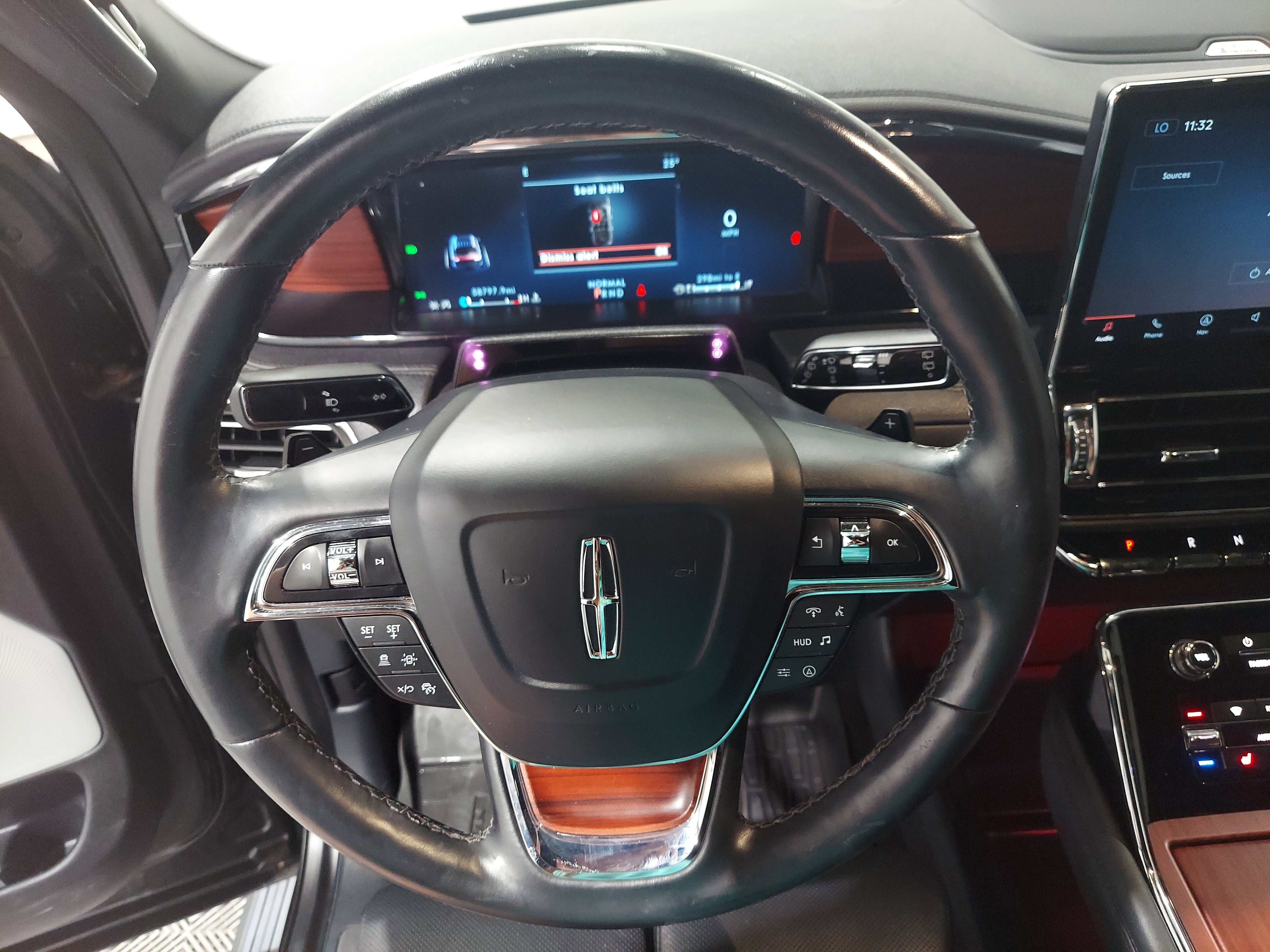 Used 2022 Lincoln Navigator Reserve w/ Equipment Group 201A image 8