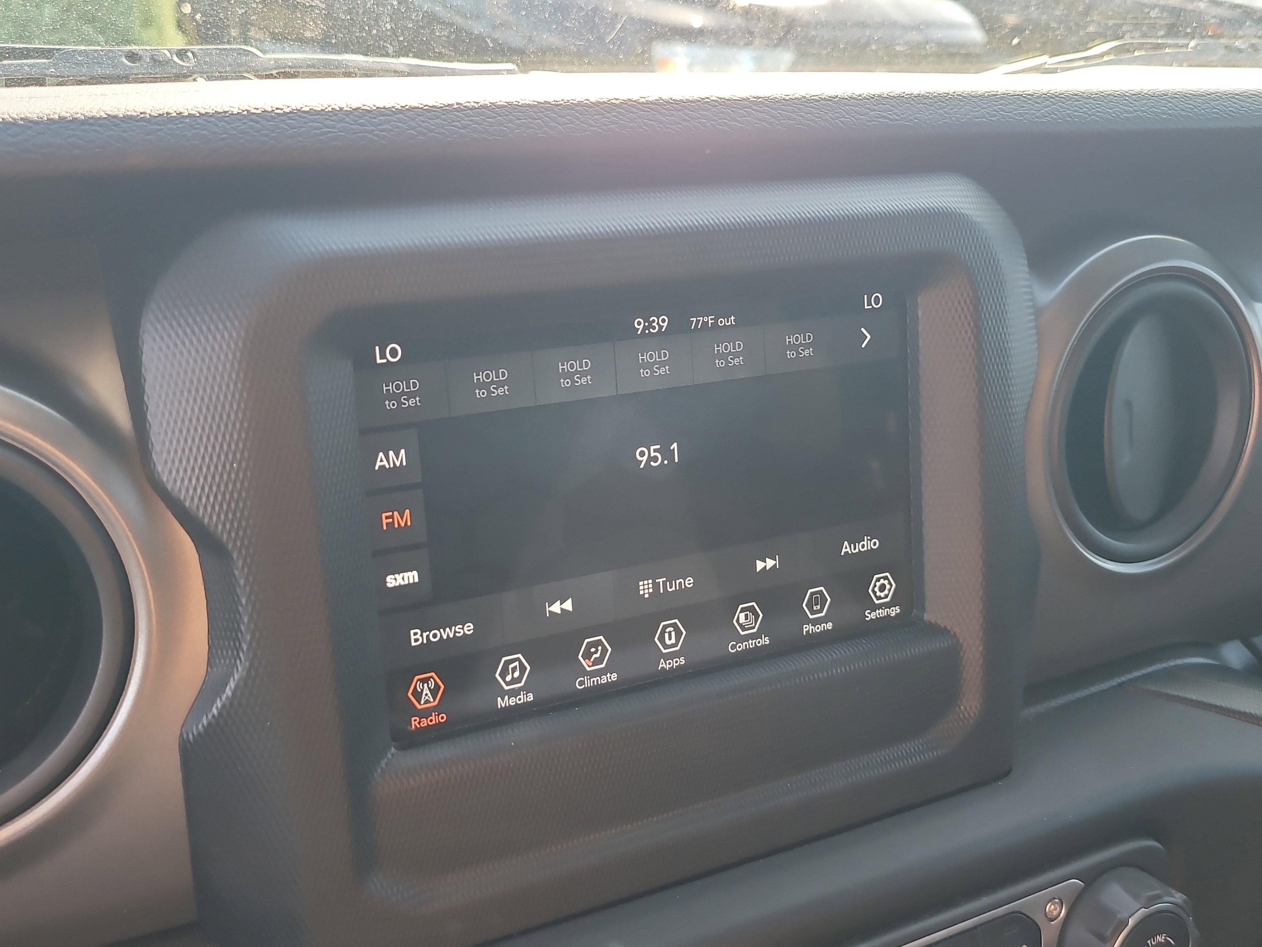 Used 2023 Jeep Wrangler Sport S image 20