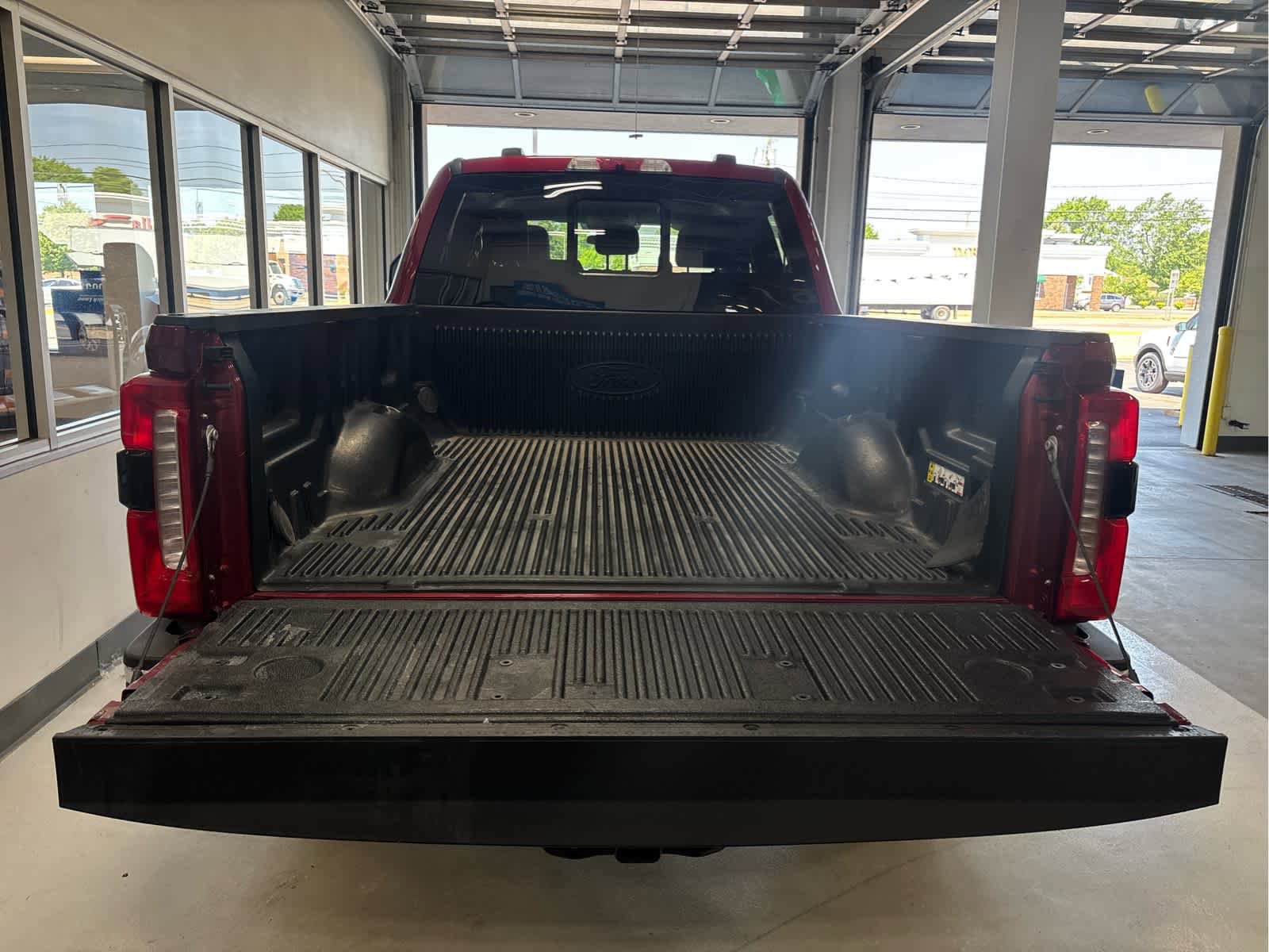 Used 2025 Ford F350 XLT w/ 360-Degree Camera Package AWD/4WD image 8