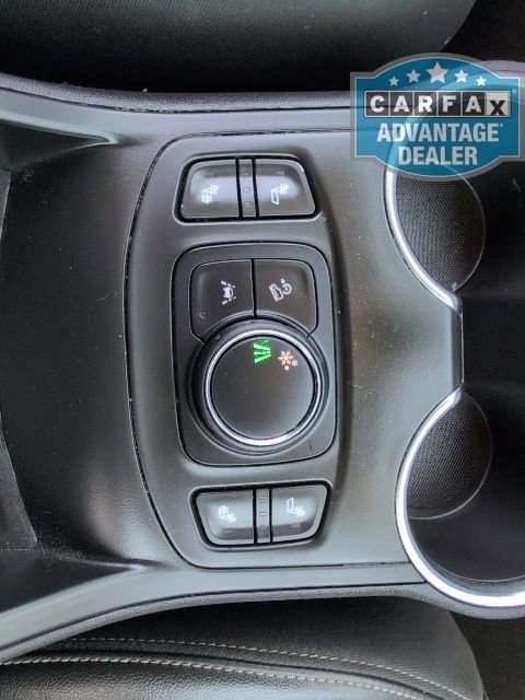 Used 2022 GMC Terrain SLT w/ Infotainment Package II image 26