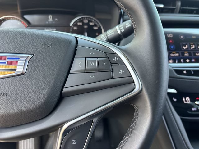 Used 2025 Cadillac XT5 Luxury FWD image 29