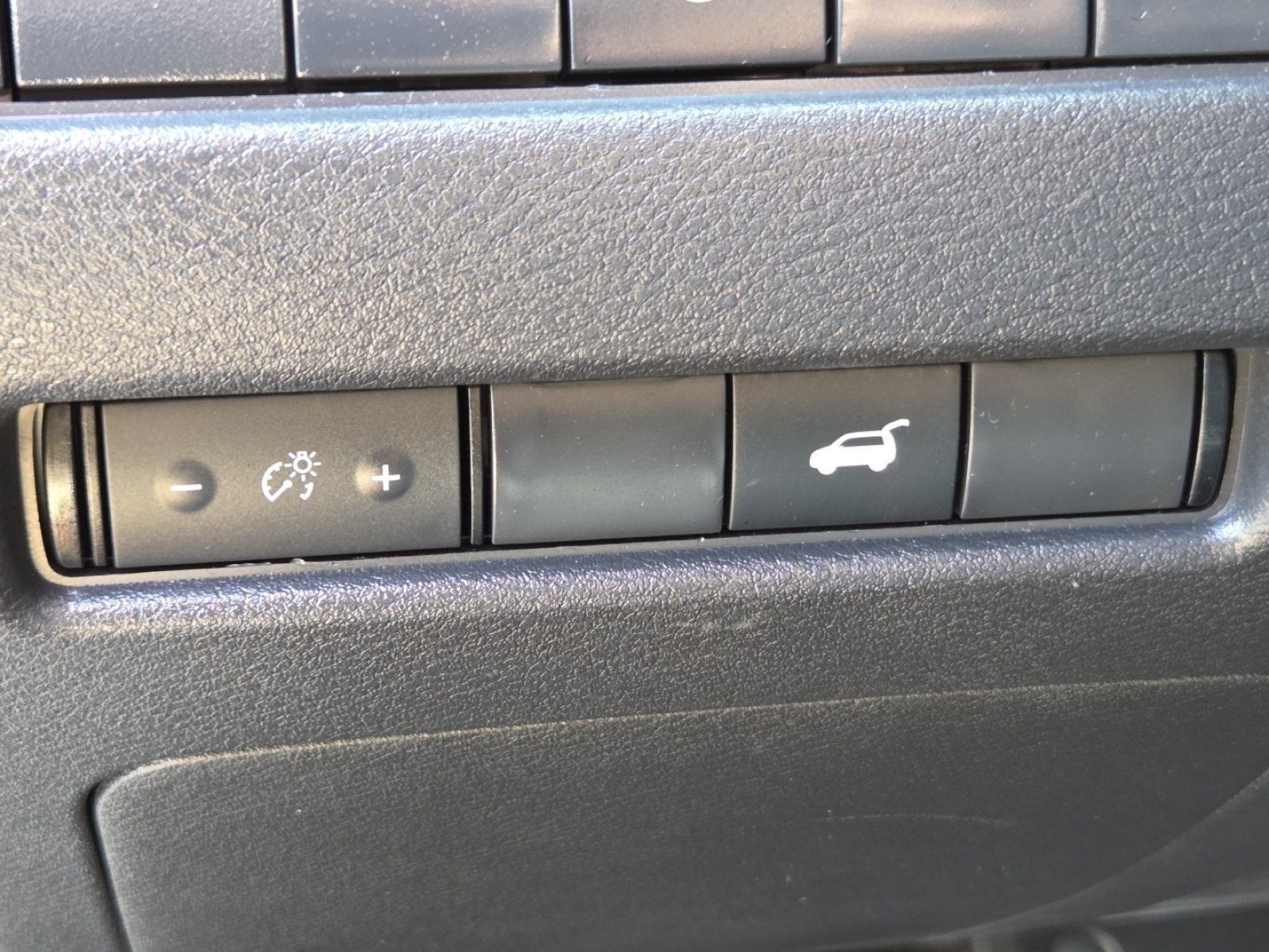 Used 2022 Nissan Rogue SV w/ SV Premium Package AWD/4WD image 12