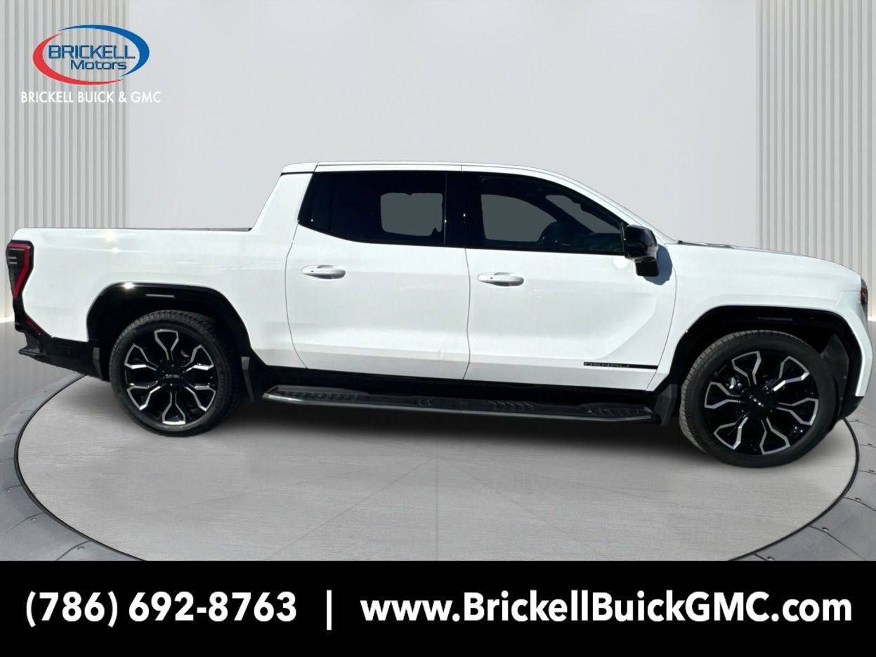 New 2025 GMC Sierra EV Denali image 4