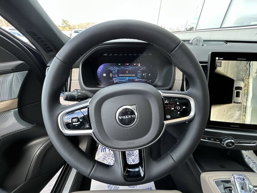 New 2026 Volvo XC90 B6 Ultra w/ Lounge Package AWD/4WD image 18