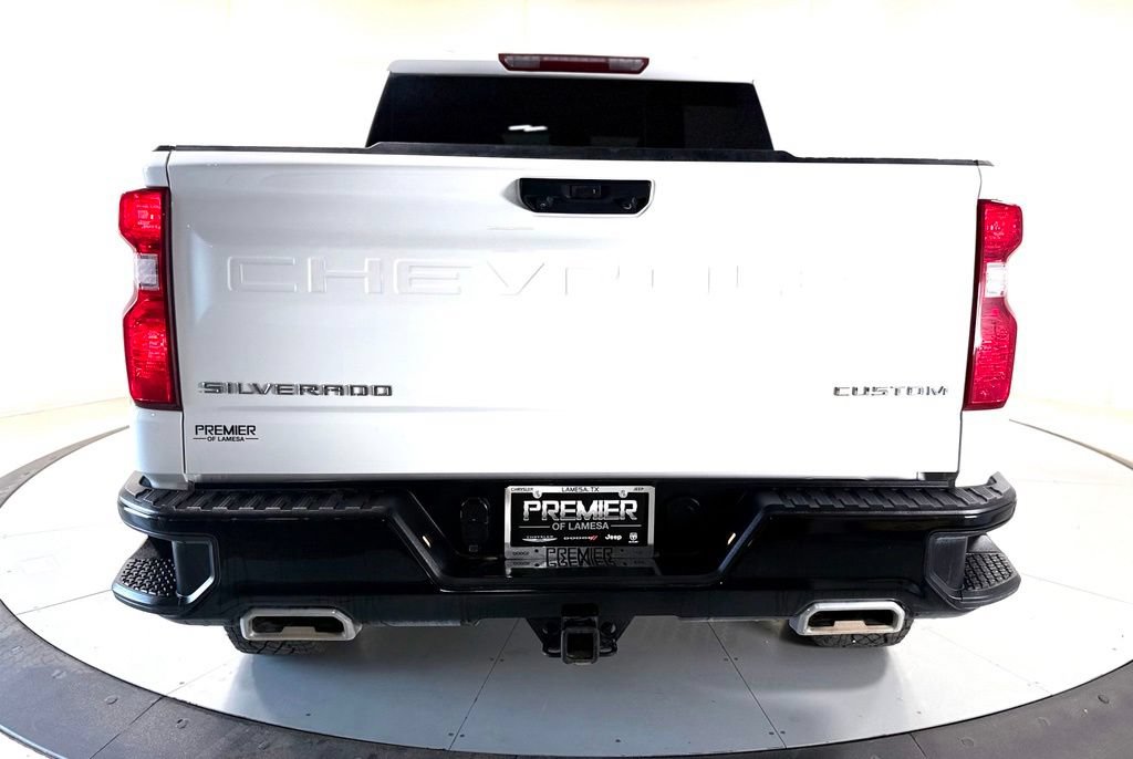 Used 2025 Chevrolet Silverado 1500 Custom Trail Boss AWD/4WD image 5