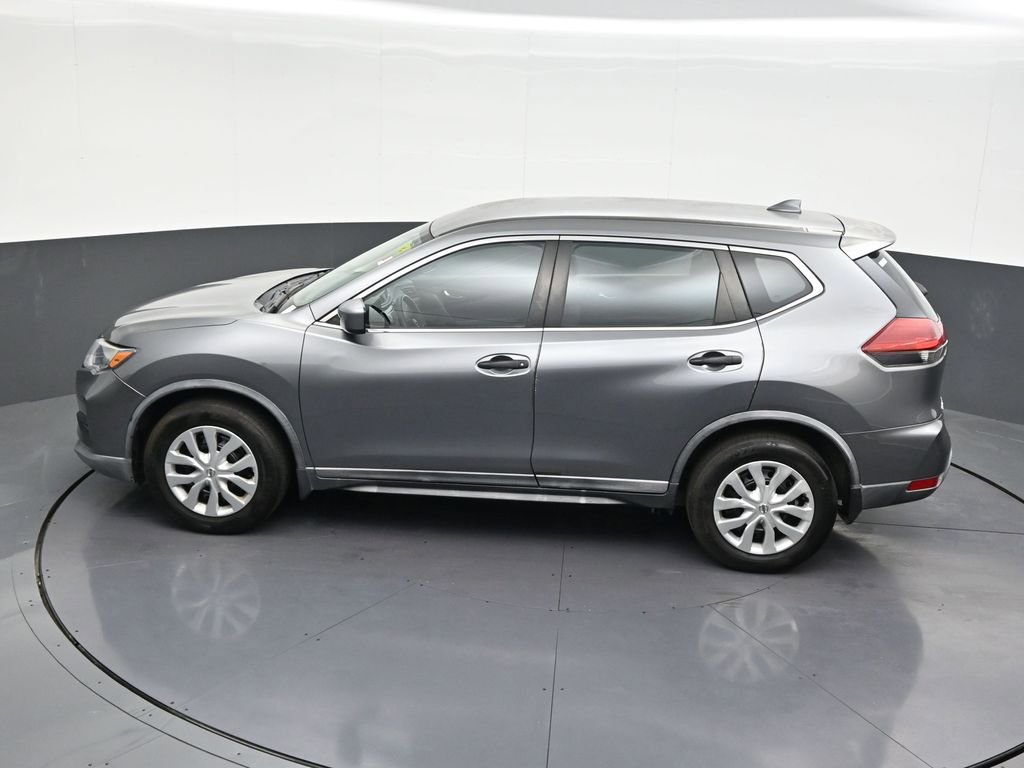 Used 2018 Nissan Rogue S image 16