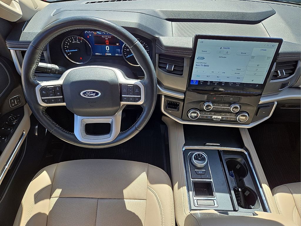 Used 2022 Ford Expedition XLT image 20