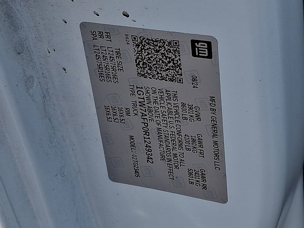 Used 2024 GMC Savana 2500 w/ Driver Convenience Package image 26