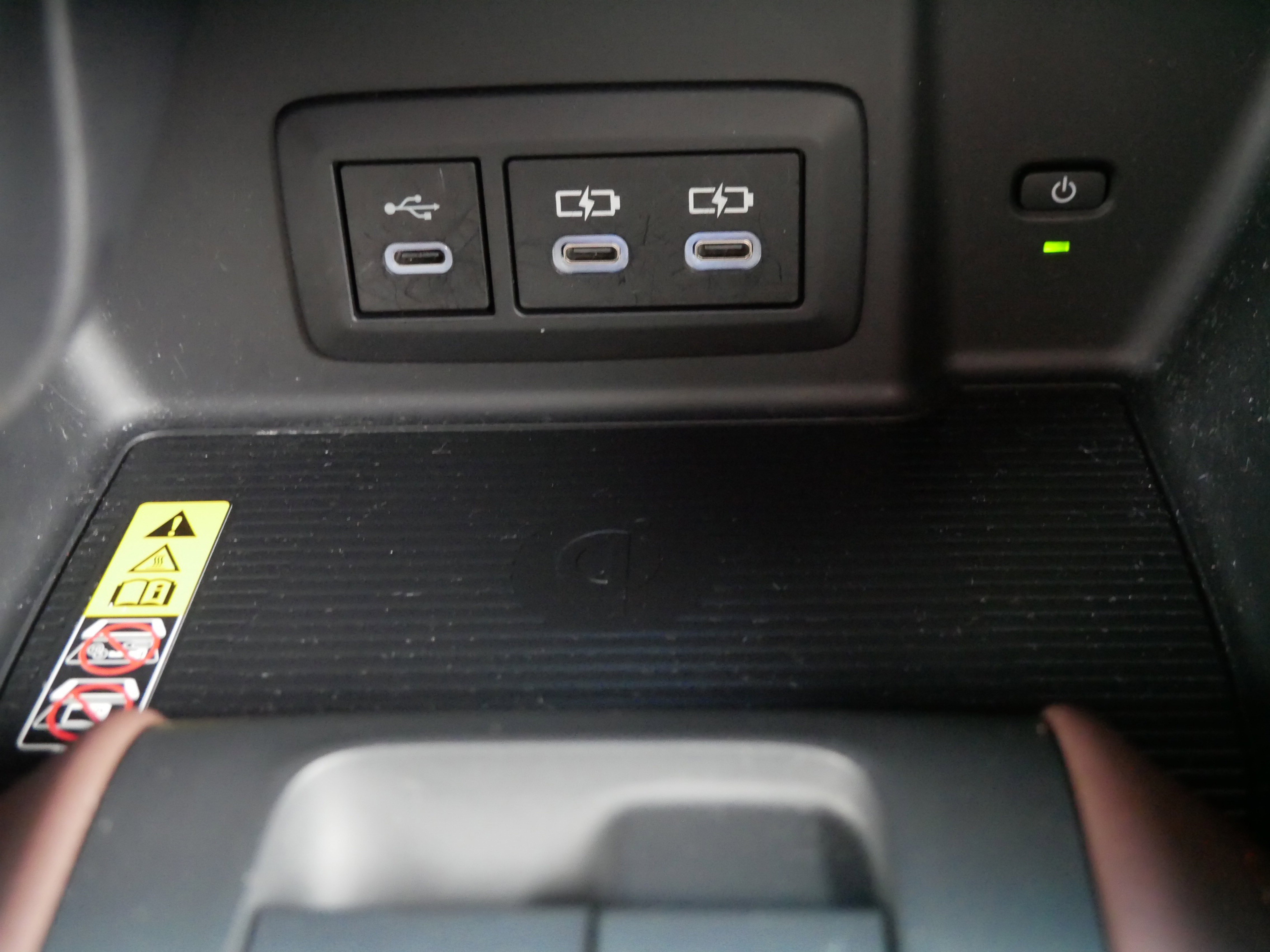 New 2024 Toyota Venza Limited image 32