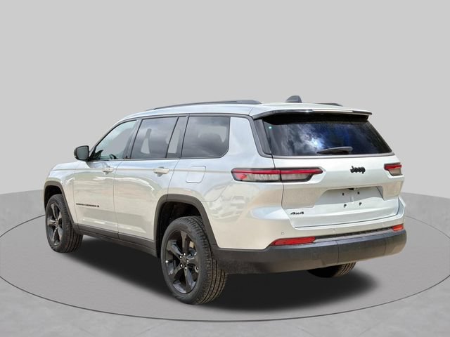 New 2026 Jeep Grand Cherokee L Limited w/ Limited Altitude Package AWD/4WD image 6