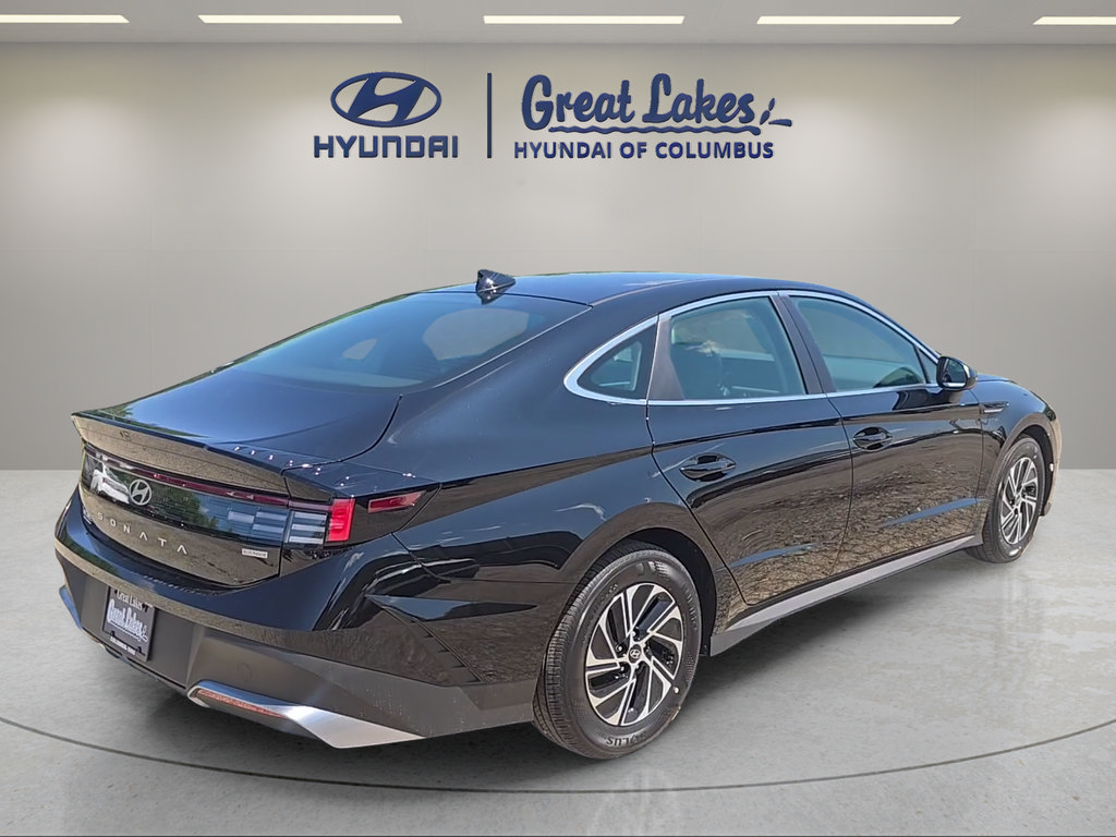 New 2026 Hyundai Sonata Blue FWD image 5