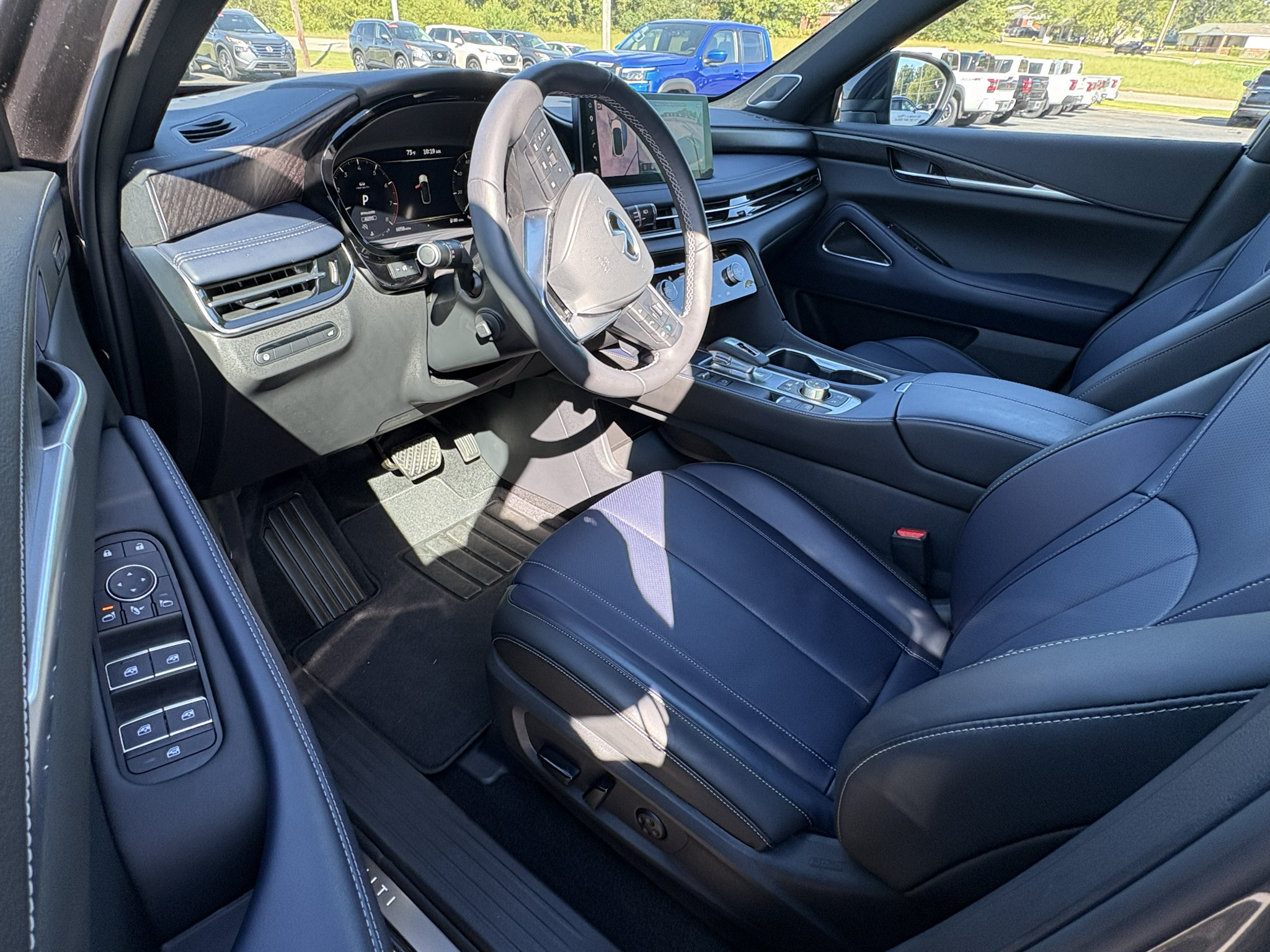 Used 2026 INFINITI QX60 Sport w/ Dark Cargo Package AWD/4WD image 13