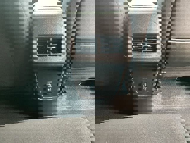 Used 2024 GMC Terrain SLE image 11