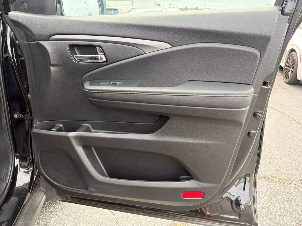 Used 2023 Honda Ridgeline RTL image 14
