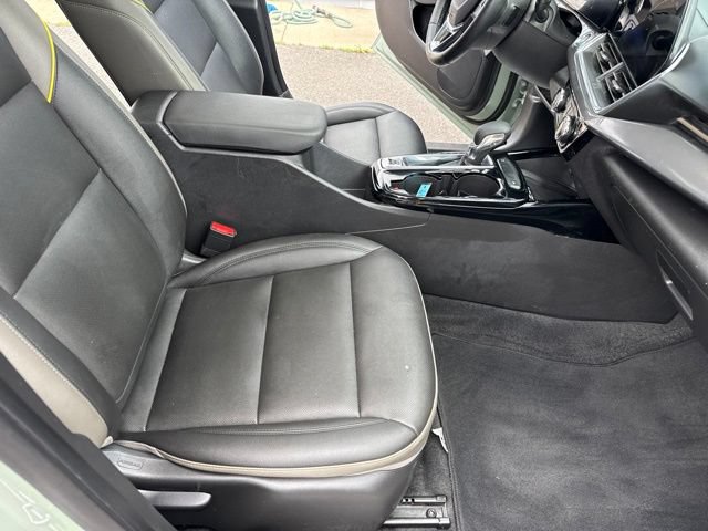 Used 2025 Chevrolet Trax ACTIV w/ Sunroof Package FWD image 27