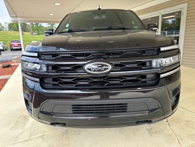 Used 2024 Ford Expedition Limited AWD/4WD image 8